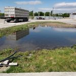 Сброс откачиваемой воды в местное озеро